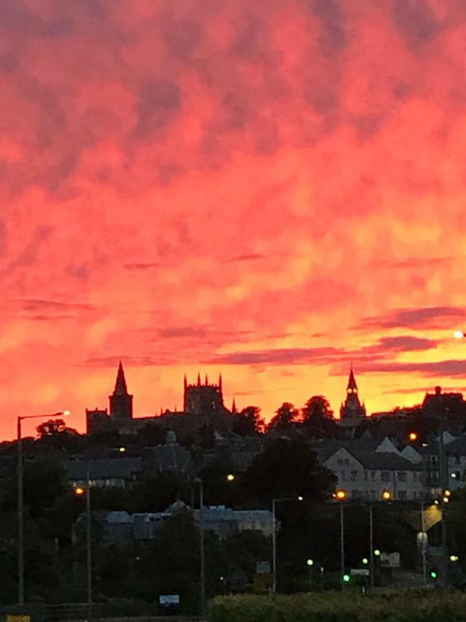 Brucefield Avenue, Dunfermline Apartman Kültér fotó